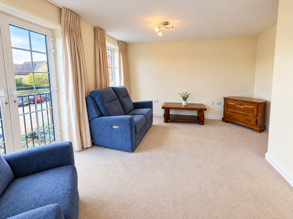 Property photo 2 of 16 8