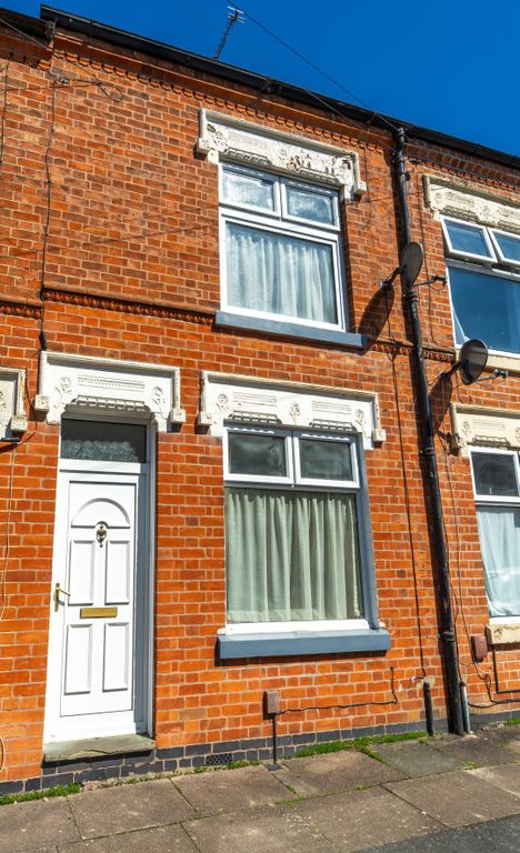 Property photo 1 of 11