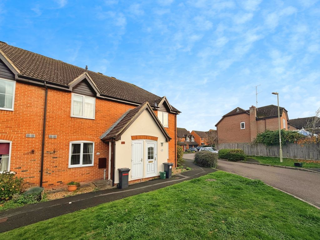 Property photo 1 of 10 Front