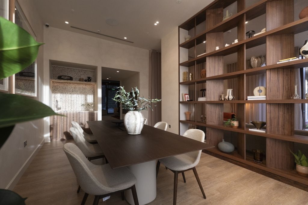 Property photo 1 of 8 2025-09-18-1727-M...