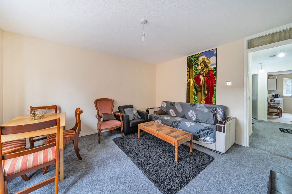 Property photo 3 of 14 Reception