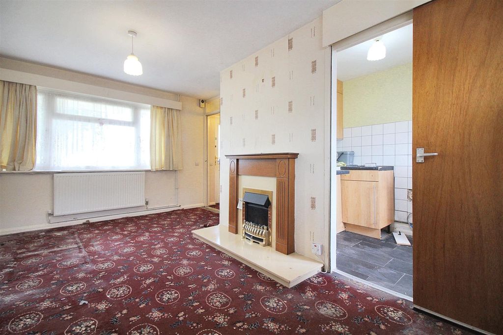 Property photo 2 of 10 7.Jpg