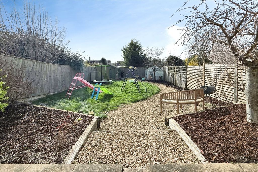 Property photo 2 of 20 Picture No. 21