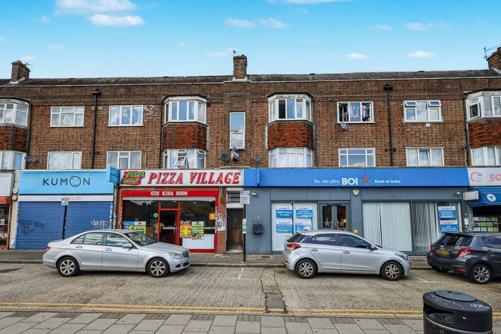 Property photo 1 of 10 712D Kenton Road, Kenton, Harrow, Ha3 9Qx
