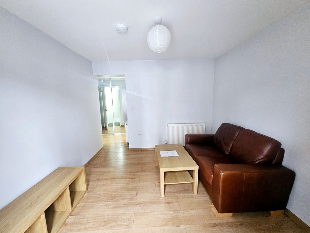 Property photo 2 of 7 Image