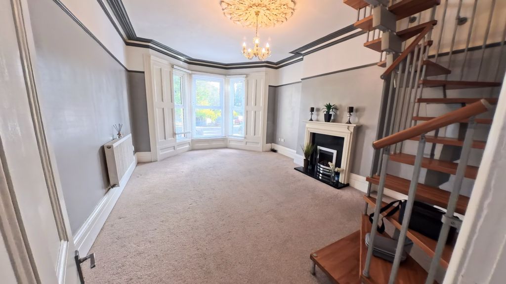 Property photo 2 of 10 Lounge View 1