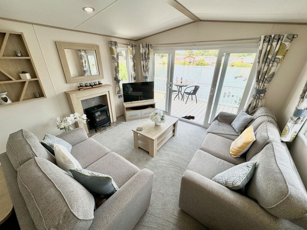 Property photo 3 of 6