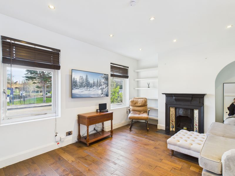 Property photo 2 of 15 Photo 10