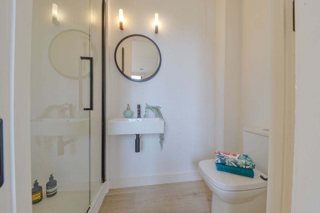 Property photo 2 of 13 Photo 1