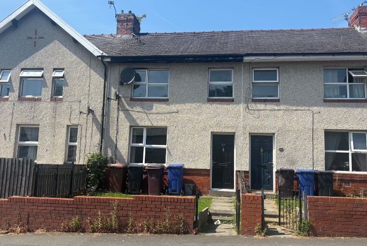 Property photo 1 of 8