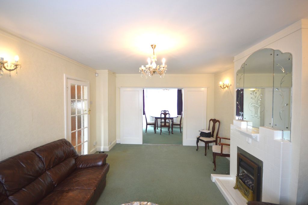 Property photo 3 of 21