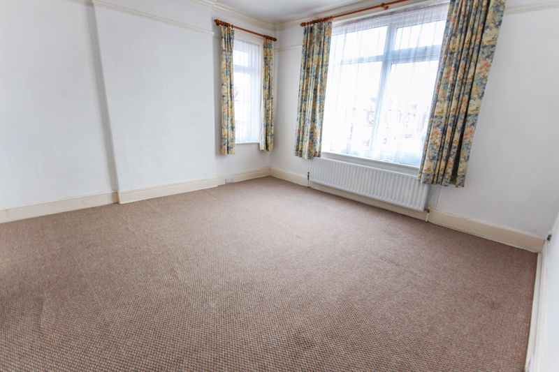 Property photo 3 of 6 Photo 10