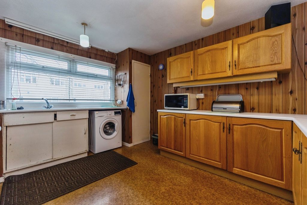 Property photo 3 of 10 Pbox-Img.Jpg