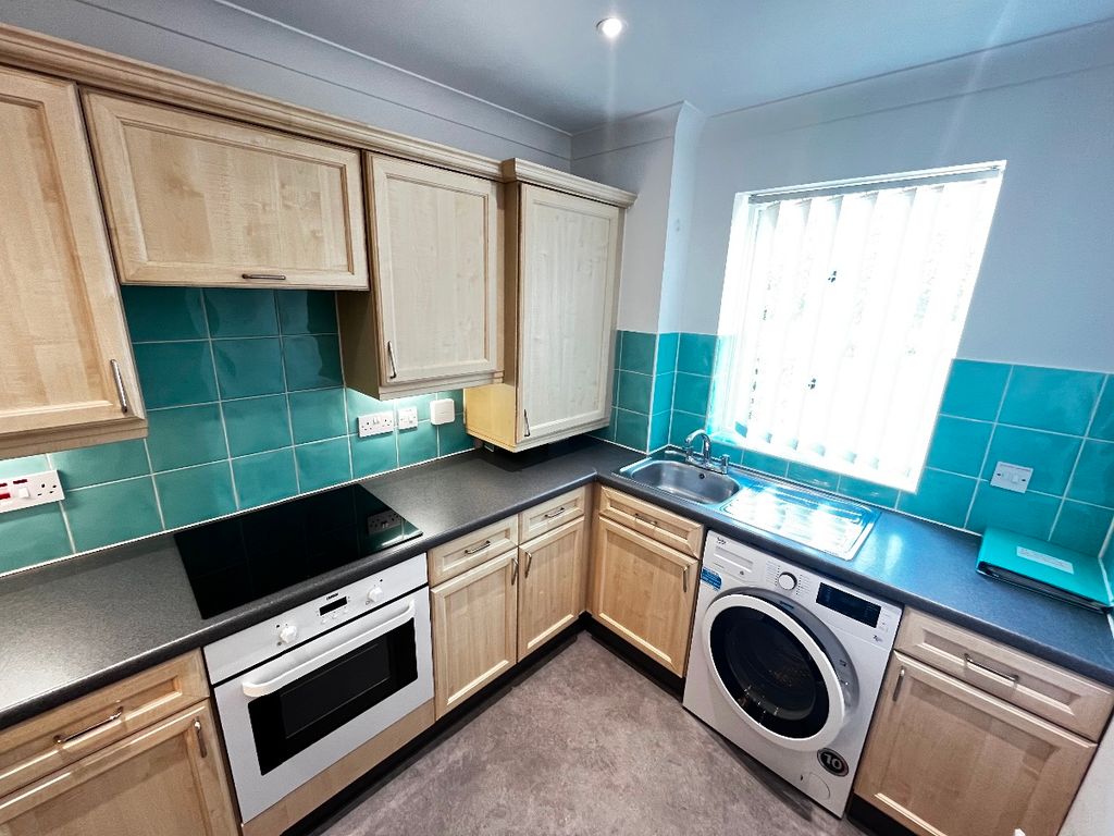 Property photo 2 of 7