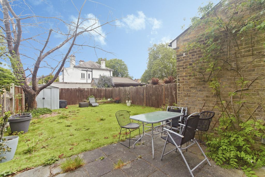 Property photo 3 of 19