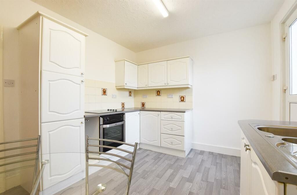 Property photo 2 of 11 58906_33101575_Img_08_0001.Jpeg