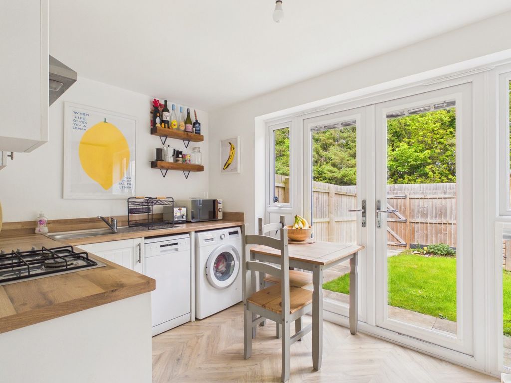 Property photo 3 of 21 5174812