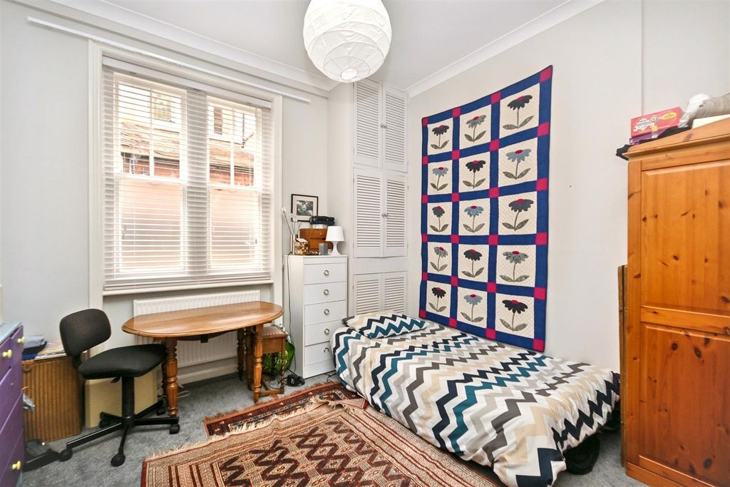 Additional image 14 of 3 bed flat for saleArlington Road, Eastbourne BN21