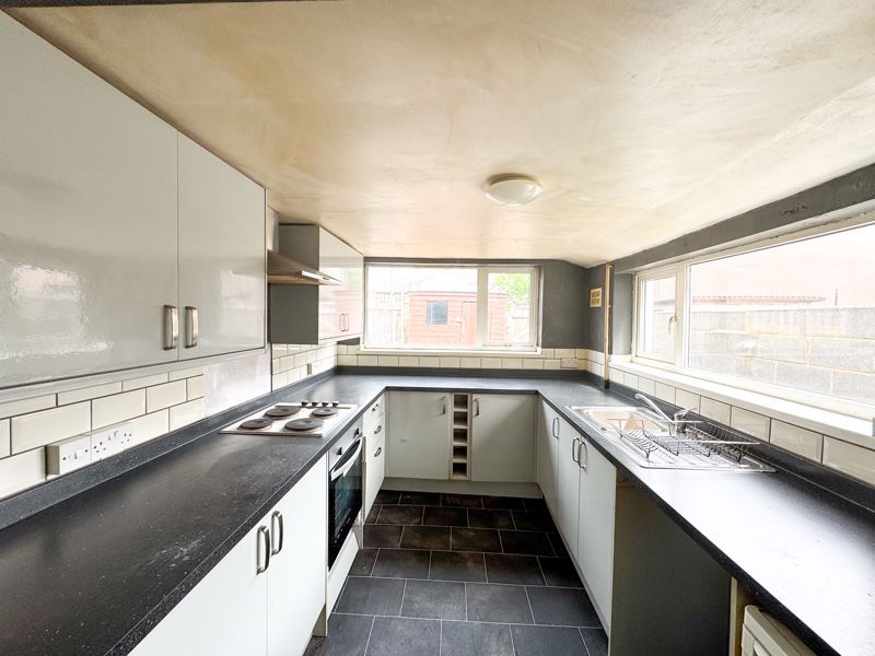 Property photo 2 of 13 Kitchen