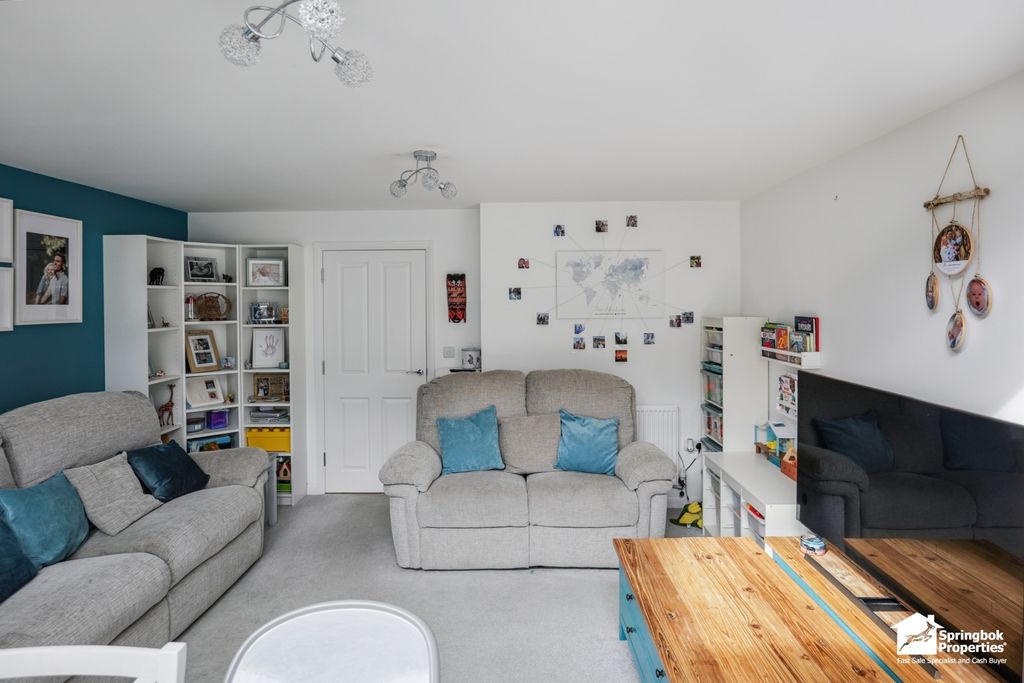 Property photo 2 of 18 1
