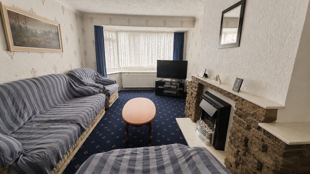Property photo 2 of 13 Picture No. 04