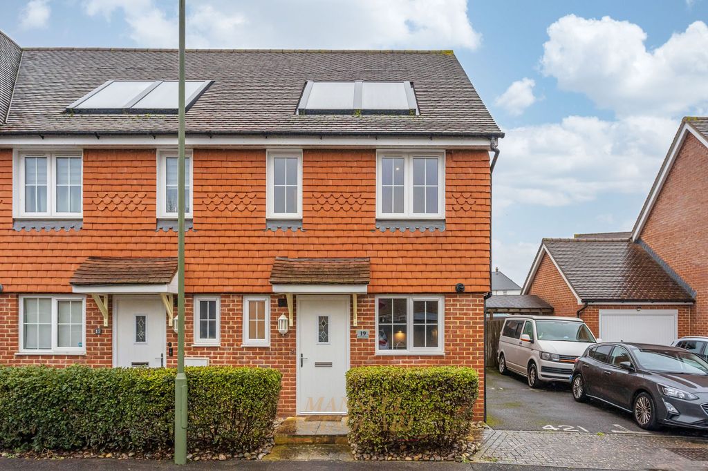 Property photo 1 of 24