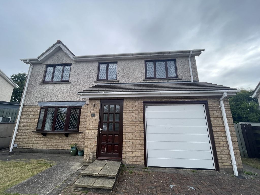 Property photo 1 of 24
