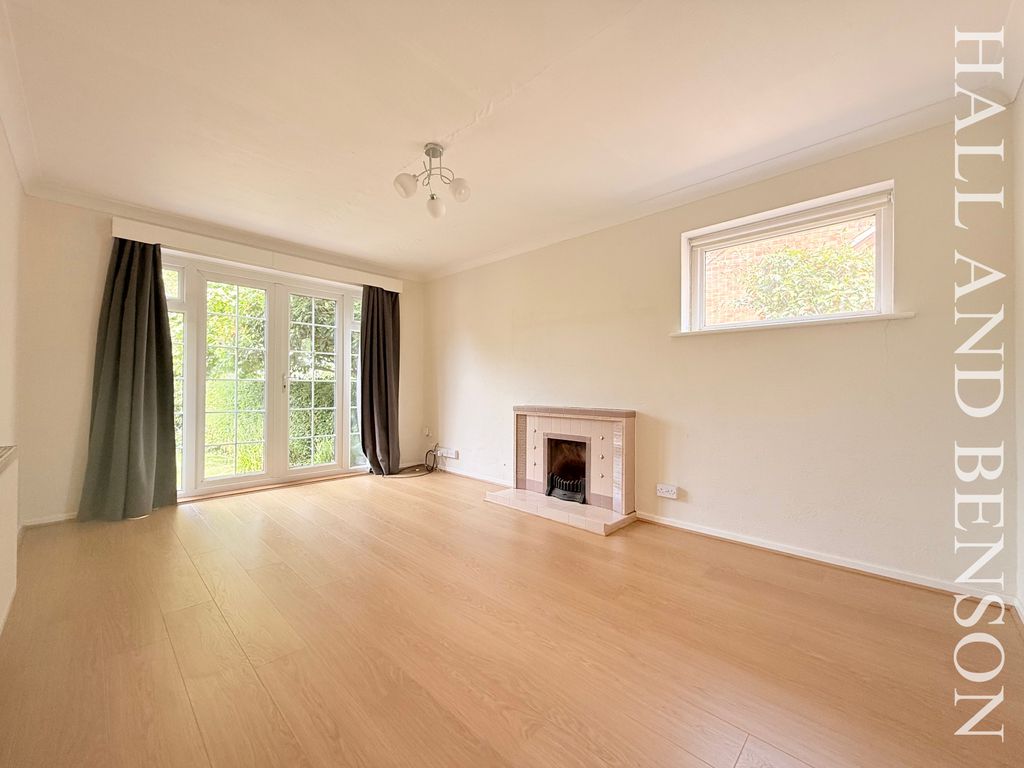 Property photo 3 of 16 Image