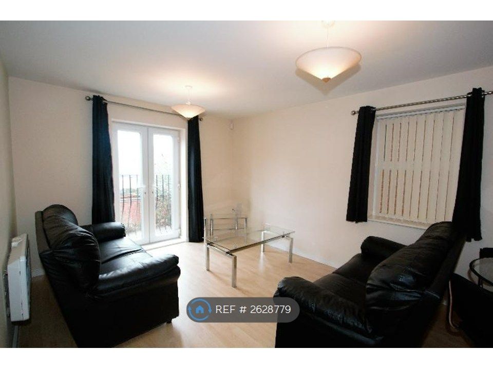 Property photo 2 of 11