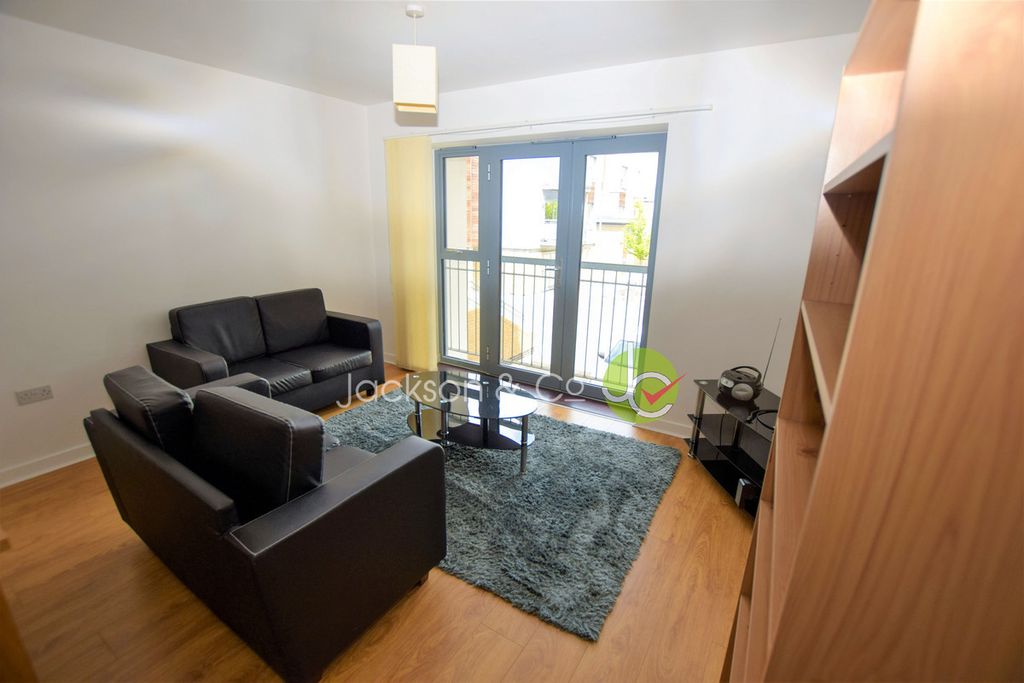 Property photo 2 of 7