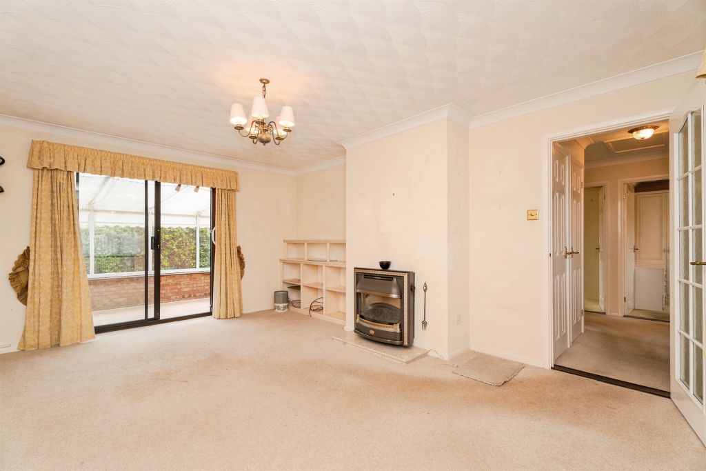 Property photo 2 of 20