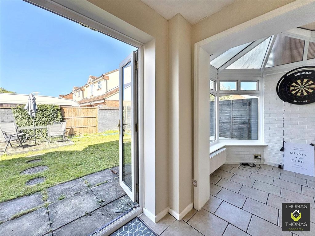 Property photo 3 of 8