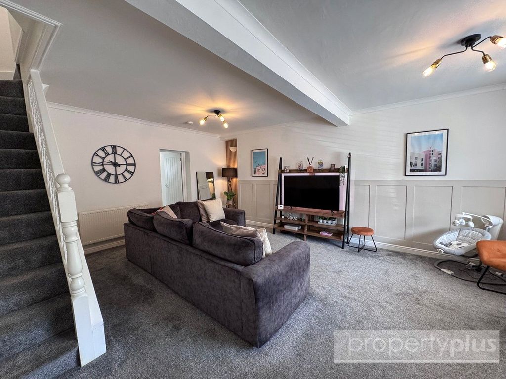 Property photo 1 of 11 Picture No. 08
