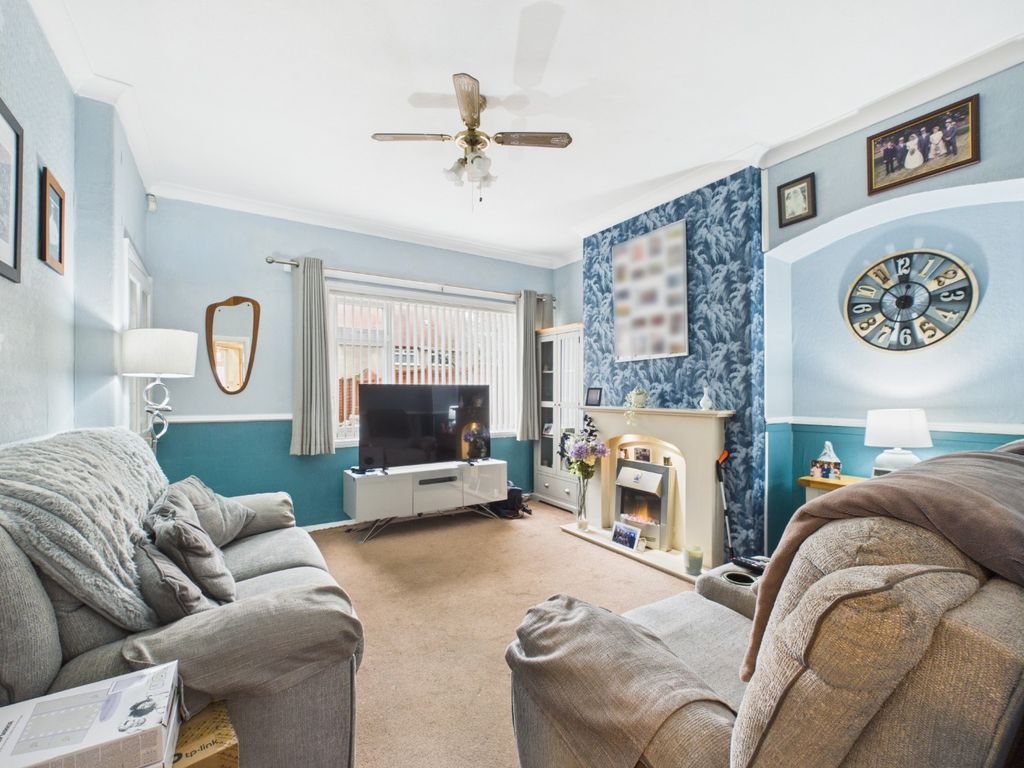 Property photo 3 of 11 4903258