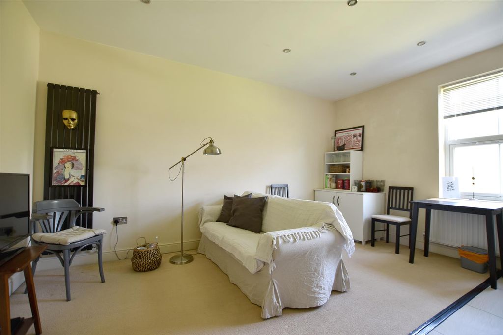 Property photo 2 of 8 Living Room.Jpg