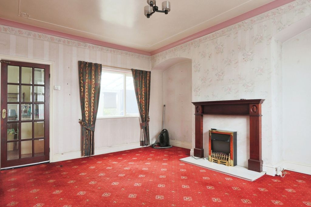 Property photo 3 of 15 3449087