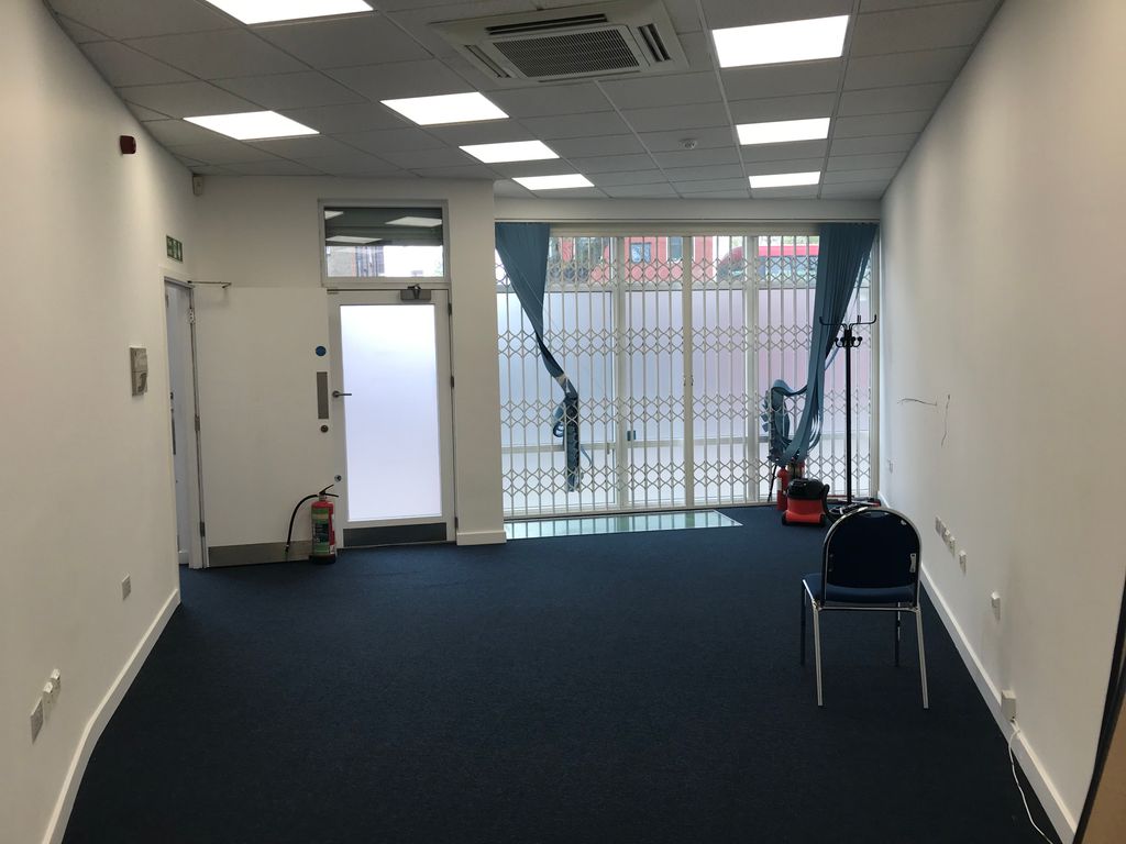 Property photo 2 of 5