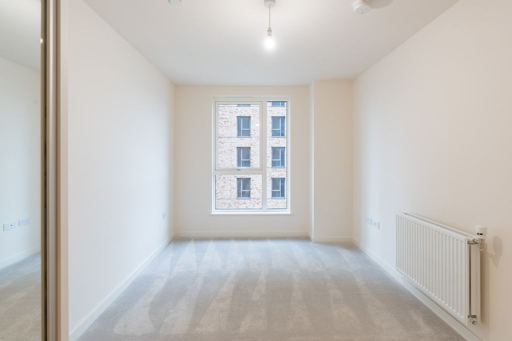 Property photo 1 of 9 Bedroom 1