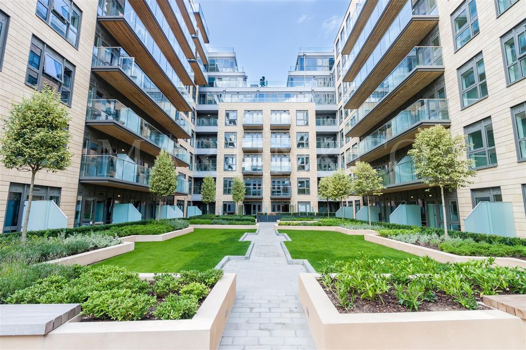 Property photo 2 of 5