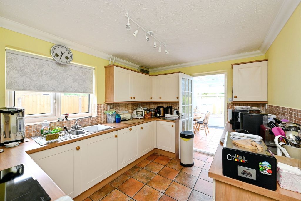 Property photo 3 of 20