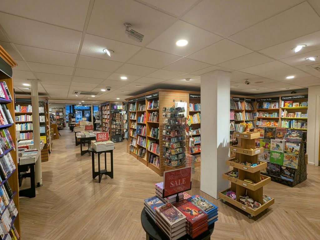 Property photo 3 of 8 1000007788.Jpg