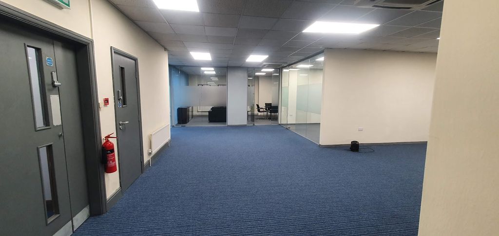 Property photo 3 of 5