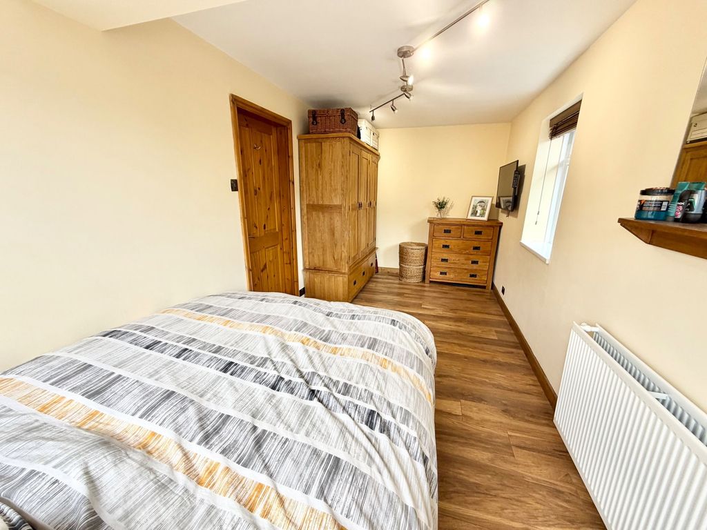 Additional image 13 of 4 bed bungalow for saleNuthatch Drive, Brierley Hill DY5
