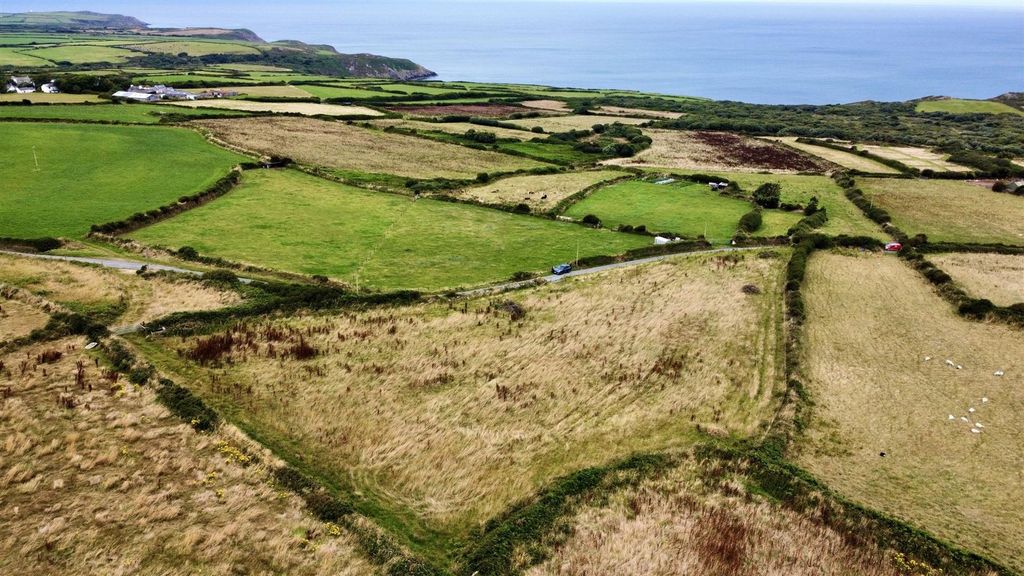 Property photo 1 of 16 Dfede3039.Jpg