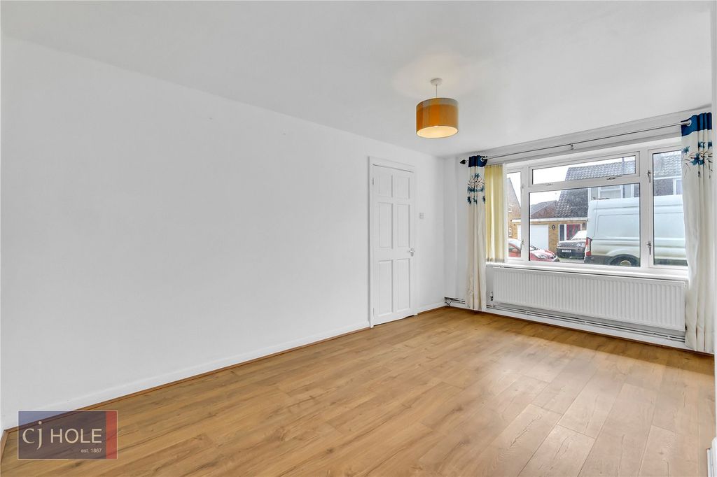 Property photo 2 of 19 Picture No. 06