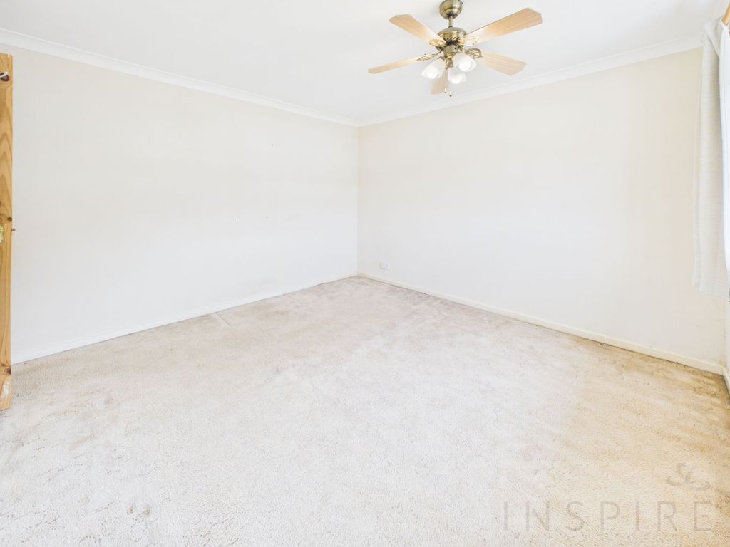 Property photo 3 of 28