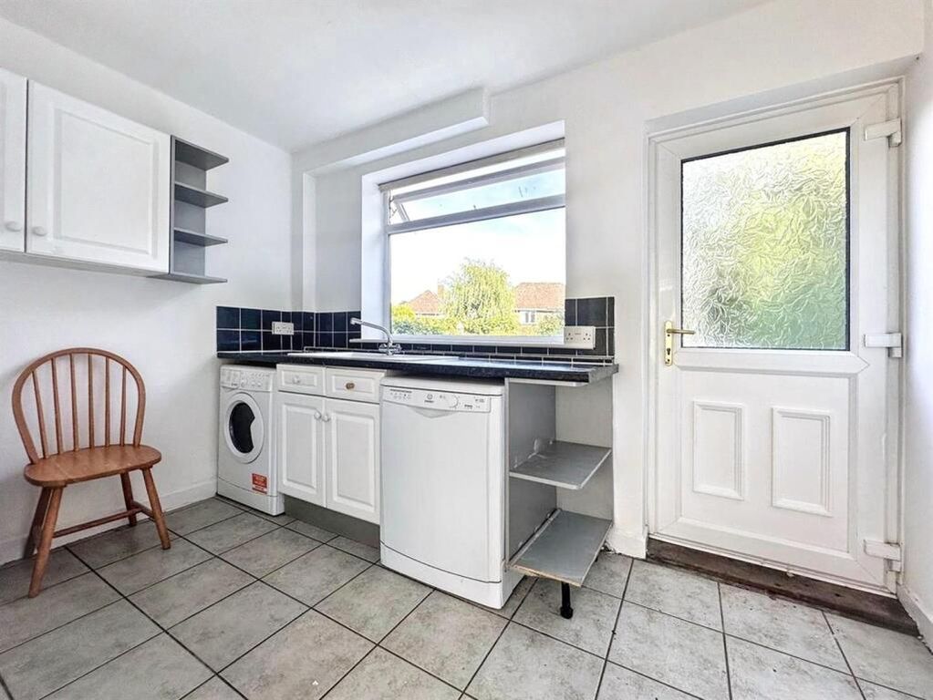 Property photo 3 of 11 Image