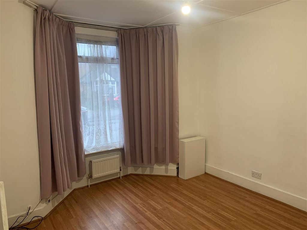 Property photo 3 of 9 Reception 1.Jpeg