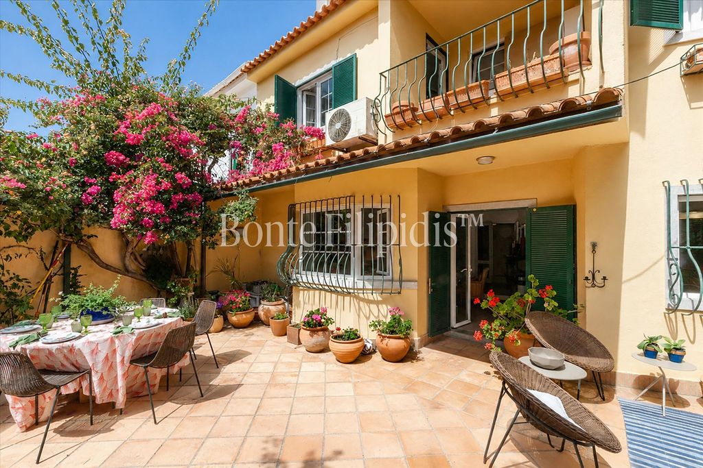 Property photo 1 of 55 5-Bedroom Villa With Patio And Sea Views In Cascais Historic Centre