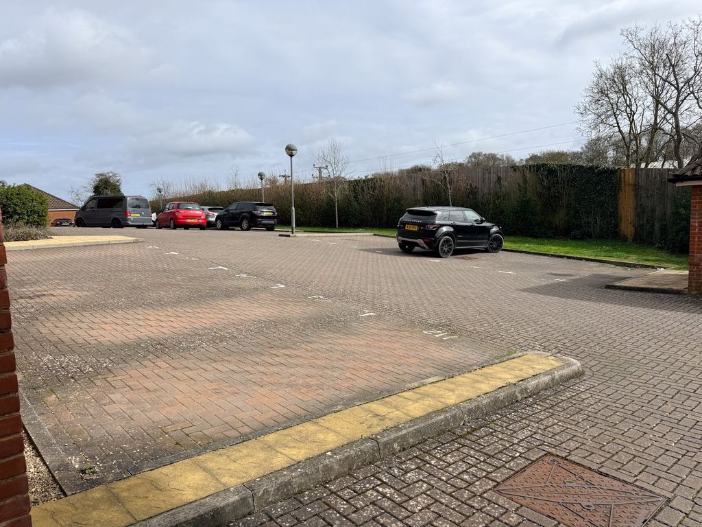 Property photo 3 of 14